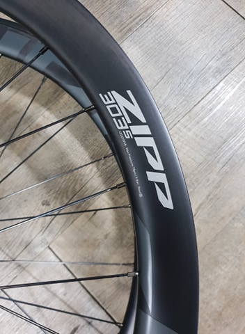 zipp 303s wheelset carbon